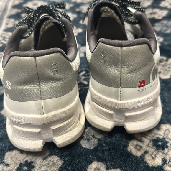 On Cloud Cloudmonster Sneakers - Picture 4 of 15